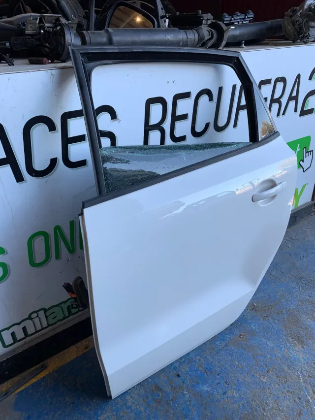 Puerta Trasera VW Polo 6R Blanca