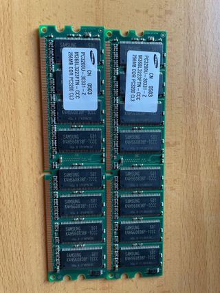 Samsung 256MB DDR PC3200 CL3 Módulo RAM
2 unidades