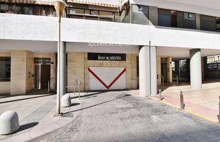 Garaje en venta en Barrio Alto - San Félix - Oliveros - Altamira en Almería