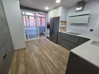 Piso en venta en Pº Zorrilla - Cuatro de Marzo en Valladolid