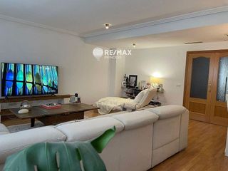 Piso en venta en Los Ángeles en Alicante
