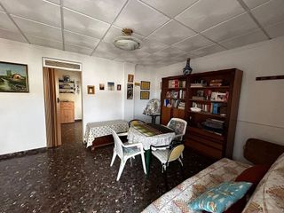 Chalet en venta en Ctra. Circunvalación - La Magdalena en Jaén