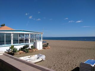 Local comercial en venta en La Carihuela en Torremolinos