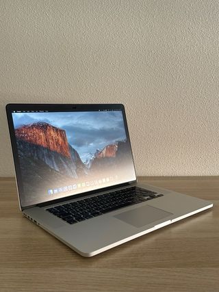 MacBook Pro 15” 2015 Plata
