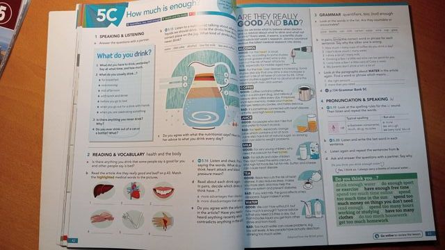 English File 4th Edition Pre-Intermediate. Mult...