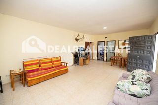 Chalet en venta en Carmona