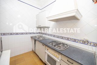 Chalet en venta en Carmona