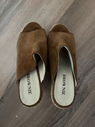 Zapatos de tacón BROWNIE marrones