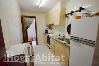 Piso en venta en Zona Piscinas en Burriana
