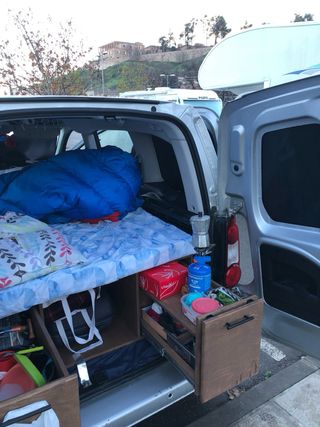 Mueble Camper con colchón 