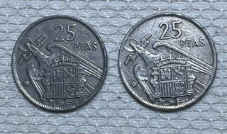 2 Monedas 25 Ptas 1957 Estrella 67