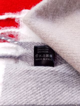 Fular sensación cachemira gris y blanco