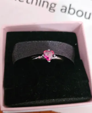 Anillo Pandora Plata y Corazón Rosa