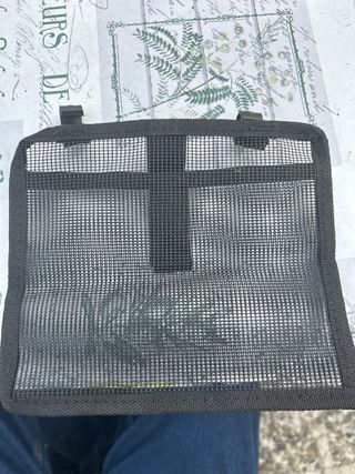 Tasca in rete con chiusura velcro