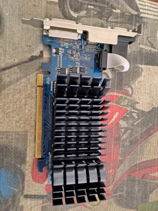 Tarjeta Gráfica Asus GeForce 210
