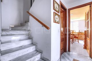Chalet en venta en Gelves