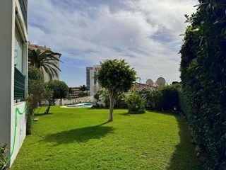 Piso en alquiler en La Carihuela en Torremolinos