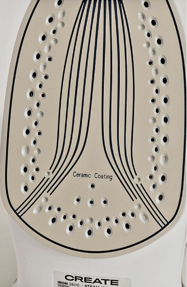 Plancha de vapor moderna