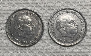 2 Monedas 25 Ptas 1957 Estrella 70