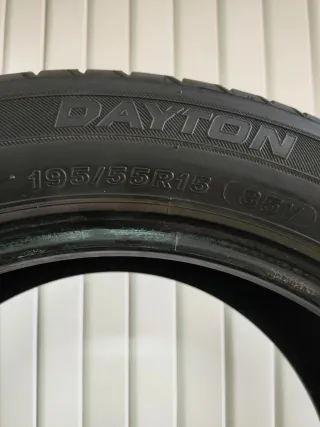 Vendo  neumáticos dayton 195/55/15  al 90% 