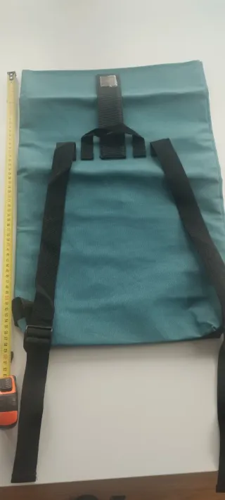 Mochila Issey Miyake Azul y Negra