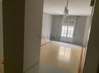 Piso en alquiler en Ciudad Jardín - Zoco en Córdoba