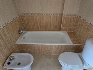 Casa adosada en venta en Alcaucín
