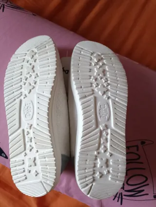 Zapatillas Hey Dude Blancas y Azules