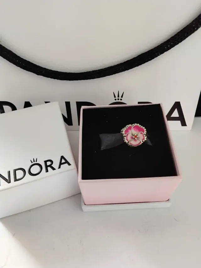 Charm Flor Pandora Rosa