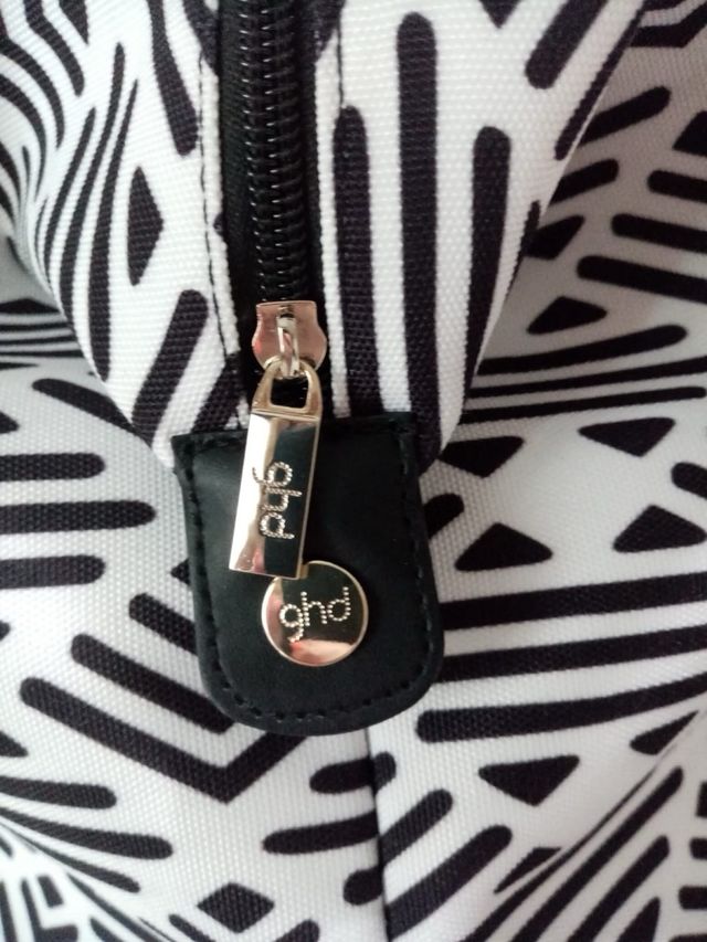 Borsone GHD nero e bianco
