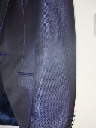 Traje de novio azul/morado