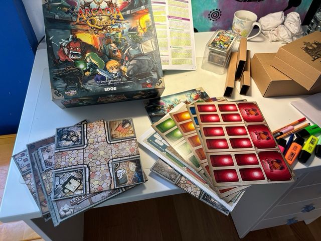 Juego Arcadia Quest con figuras pintadas.  Nuevo