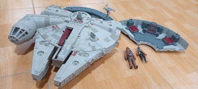 Star Wars - Nave de Batalla Halcón Milenario elect