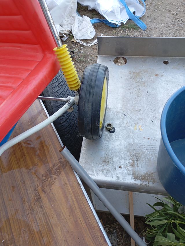 Coche pedales Coloma Pastor años 80