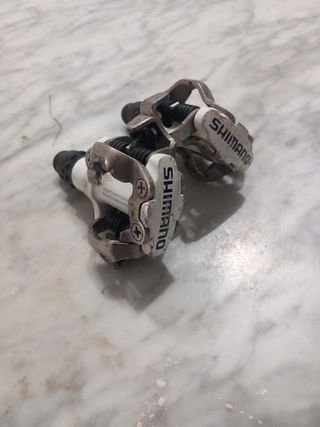 Pedales Shimano SPD