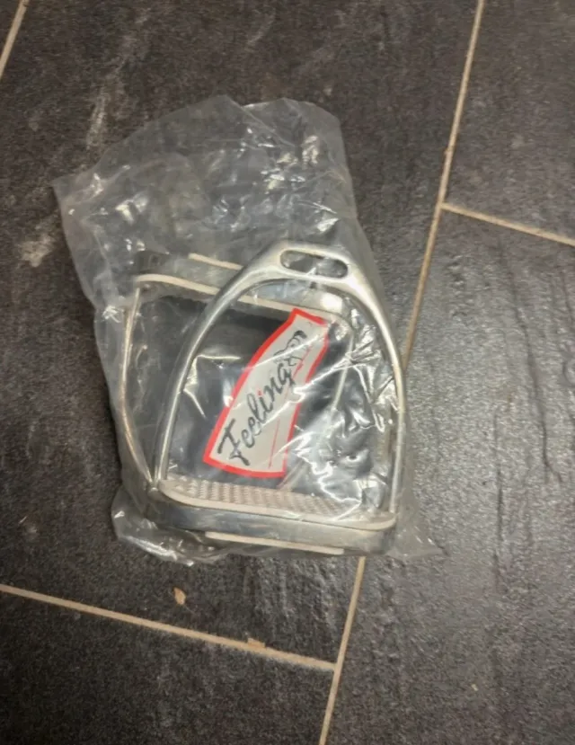 Estribos Acero Inoxidable Feeling