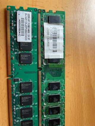 2x Módulos RAM Elpida 512MB DDR2