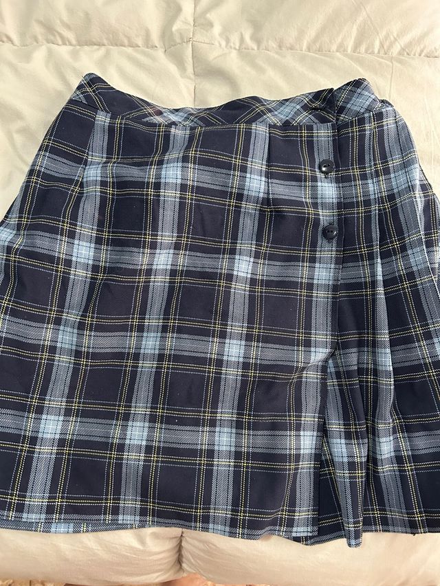 Falda de cuadros instituto hermes