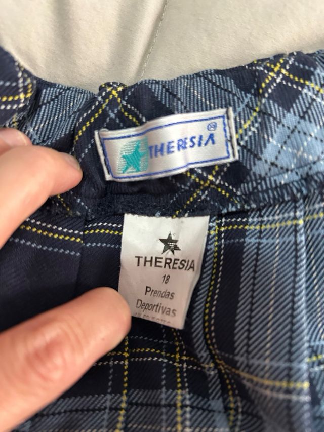 Falda de cuadros instituto hermes