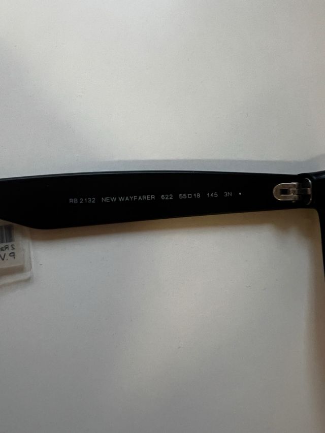 Gafas de sol Ray-Ban negras. New wayfarer.