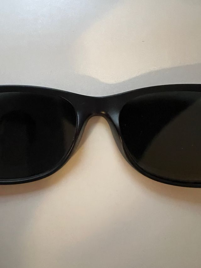 Gafas de sol Ray-Ban negras. New wayfarer.