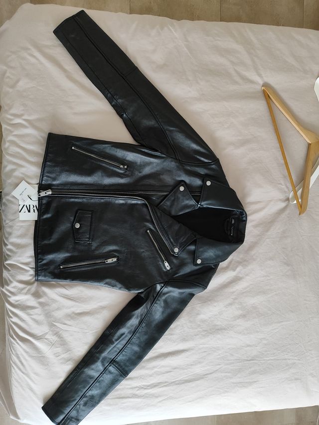 Chaqueta Piel Zara Negra Nueva con Etiqueta