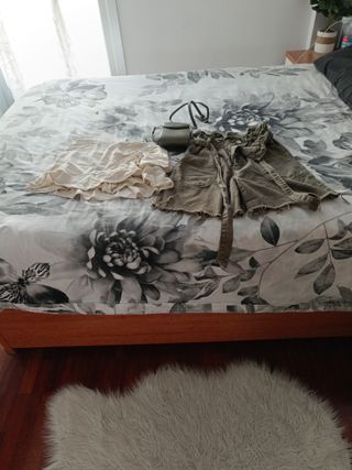 Conjunto falda y pantalón corto y bolso