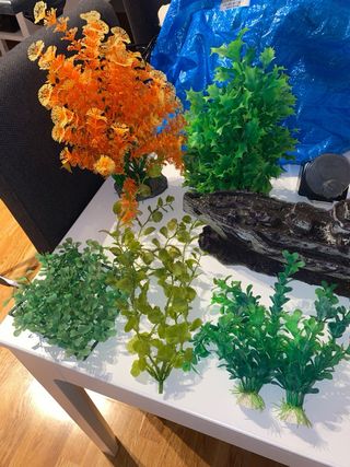 Lote accesorios acuario: decoraciones y filtros