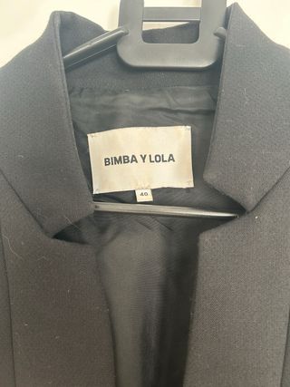 Americana Bimba y Lola Negra Talla 40