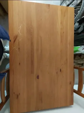 Mesa comedor IKEA y 4 sillas madera