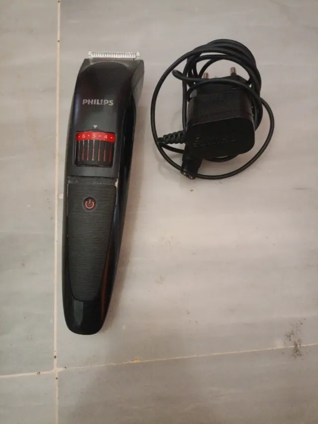 Tosatrice Philips nera