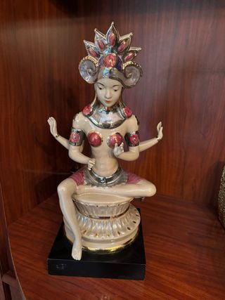 Figura Diosa Hindú Porcelana