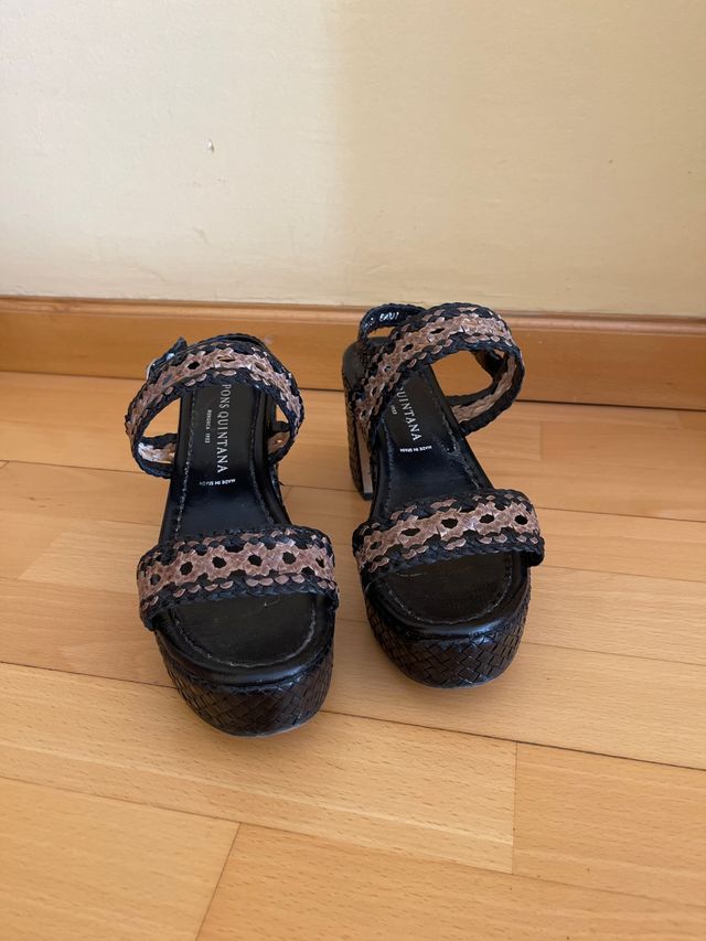 Sandalias PONS QUINTANA Negro/Dorado