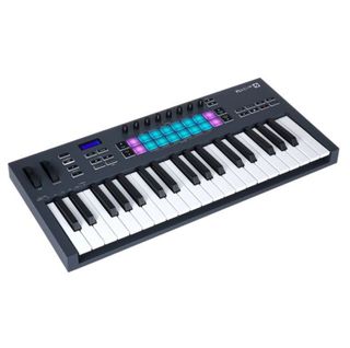 Novation Flkey37 como nuevo